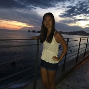 Meet your Posher, Anna